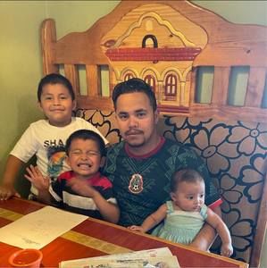 Meet your Posher, Emanuel